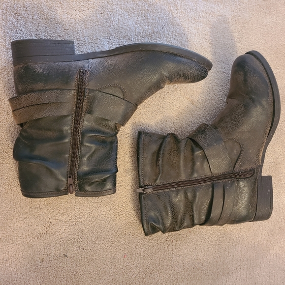Maurices boots - Picture 2 of 6